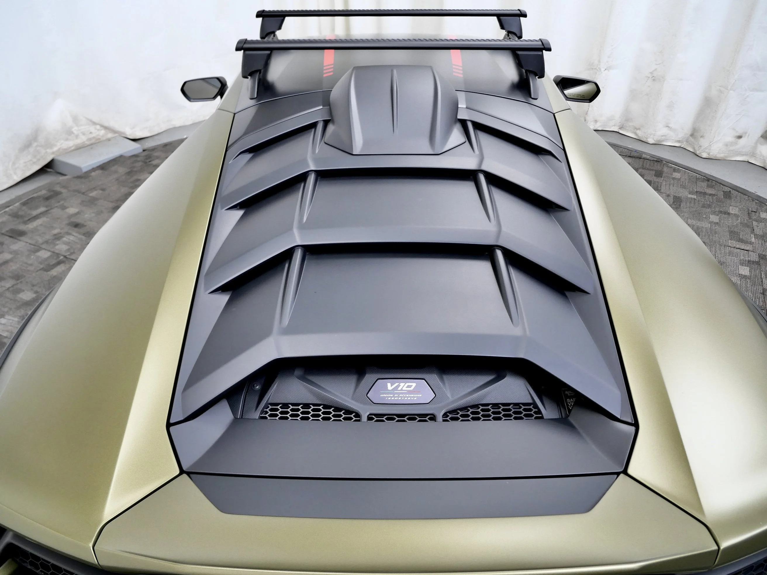 Used 2024 Verde Gea Matte Lamborghini Base image 12