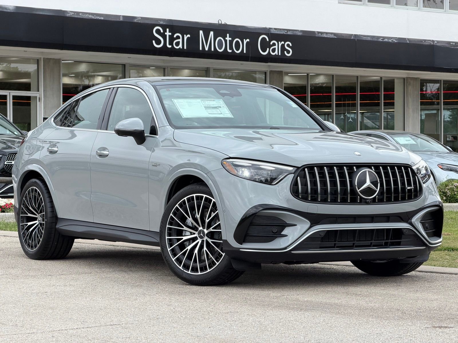 New 2026 MANUFAKTUR Alpine Grey Mercedes-Benz AMG® GLC 43 4MATIC® Coupe image 1