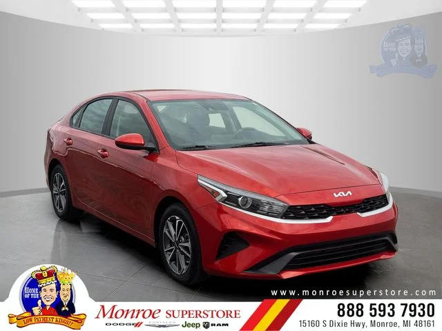 2022 Kia Forte LXS AT's photo
