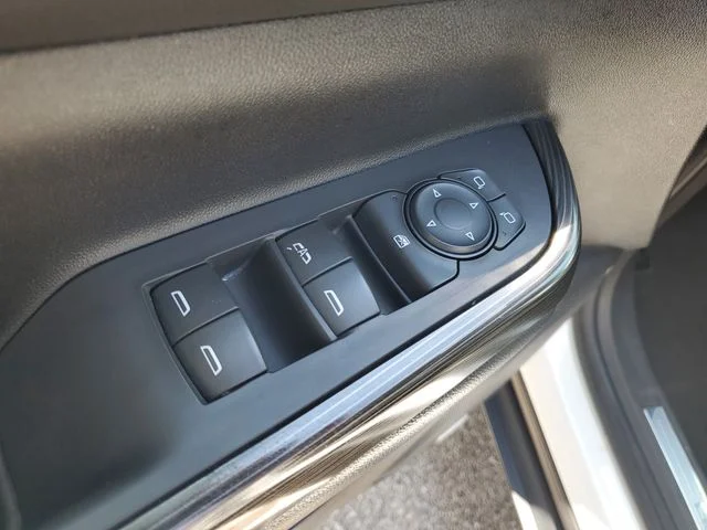 Used 2019 White GMC SLT-1 image 27