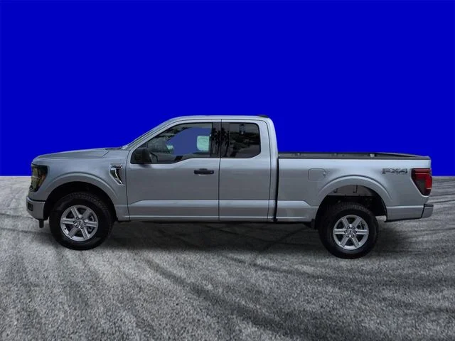 New 2026 Iconic Silver Metallic Ford XLT image 7