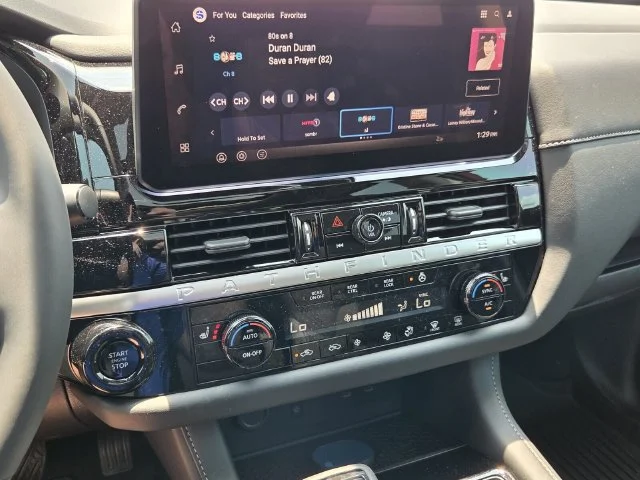 2026 Nissan Pathfinder SV - Photo 16