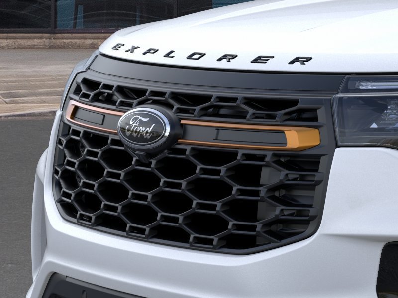 New 2026 Star White Metallic Tri-Coat Ford Tremor® image 17