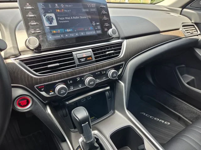 Used 2022 Black Honda EX-L image 28