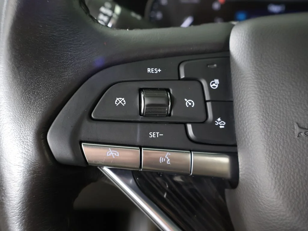Used 2023 Crystal White Cadillac Premium Luxury image 51
