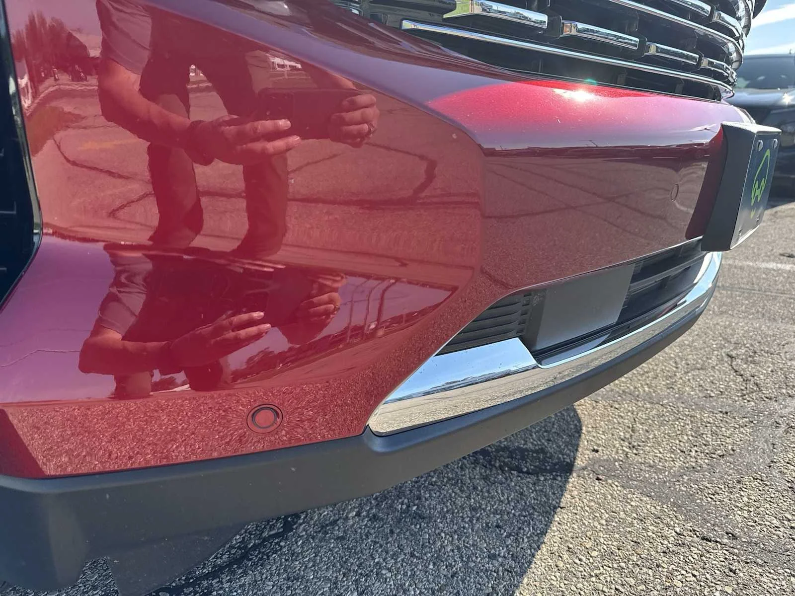 Certified Used 2023 RADIANT RED TINTCOAT Chevrolet Premier image 4