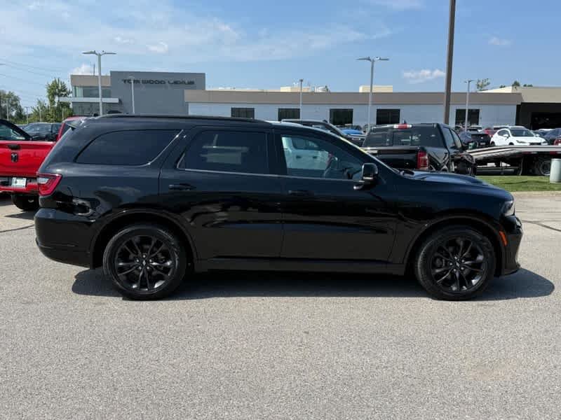 Used 2025 DB Black Clearcoat Dodge R/T Premium image 2