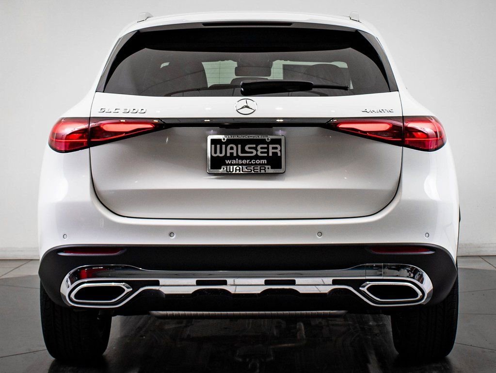 Certified Used 2025 Polar White Mercedes-Benz GLC 300 image 7