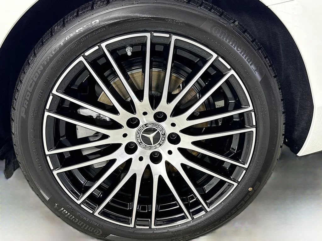 Used 2026 Polar White Mercedes-Benz C 300 image 31