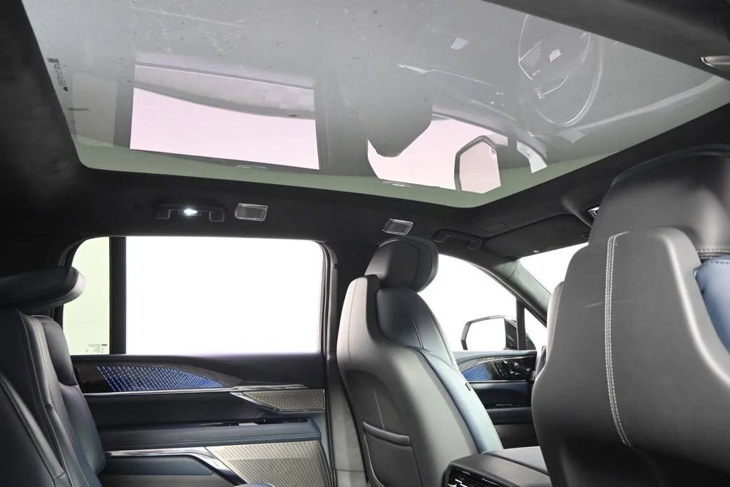 2025 Cadillac Escalade IQ Luxury 2 - Photo 17