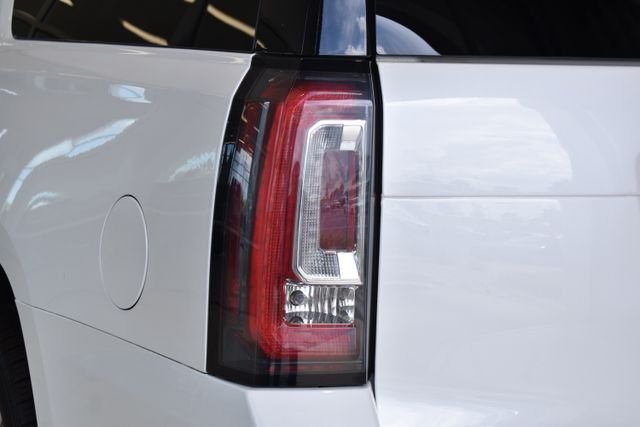 Used 2018 White GMC Denali image 7