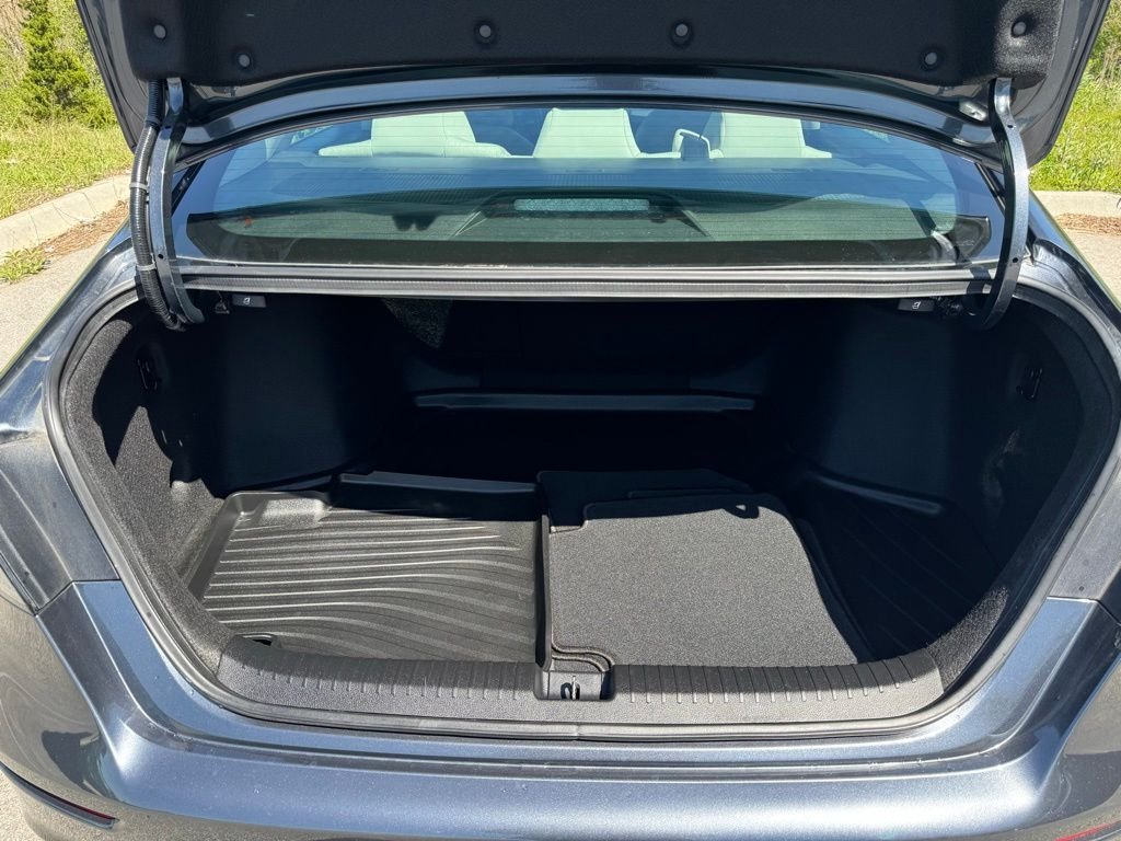 Used 2023 Meteorite Gray Metallic Honda EX image 25