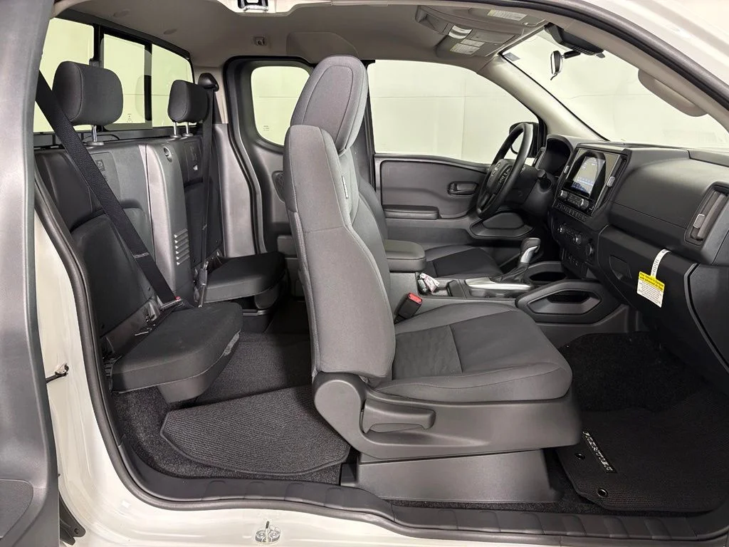 New 2026 Glacier White Nissan King Cab® S image 42