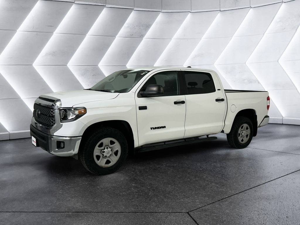 Used 2021 White Toyota SR5 image 3