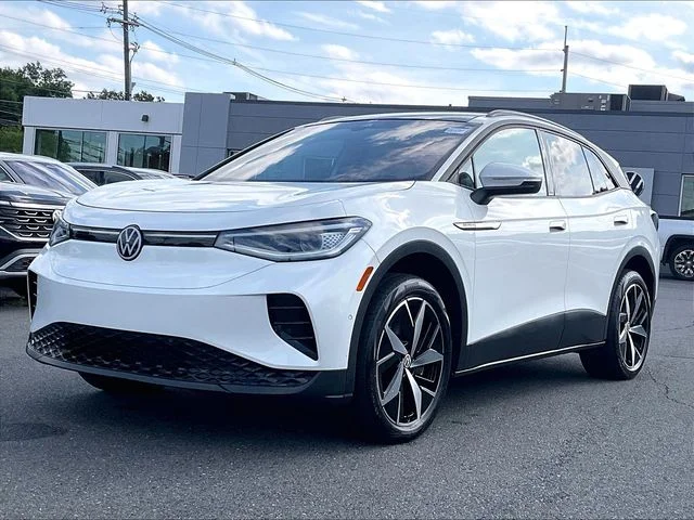 Certified Used 2023 White Volkswagen Pro S image 2