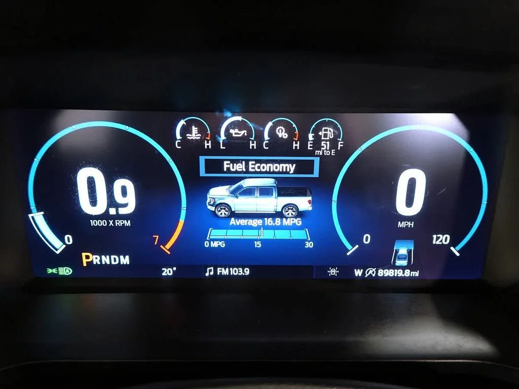 Used 2021 White Ford Lariat image 23
