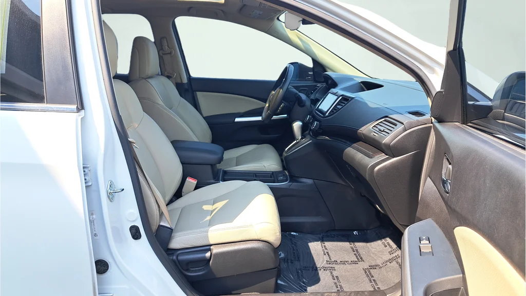 Used 2015  Honda Touring image 16