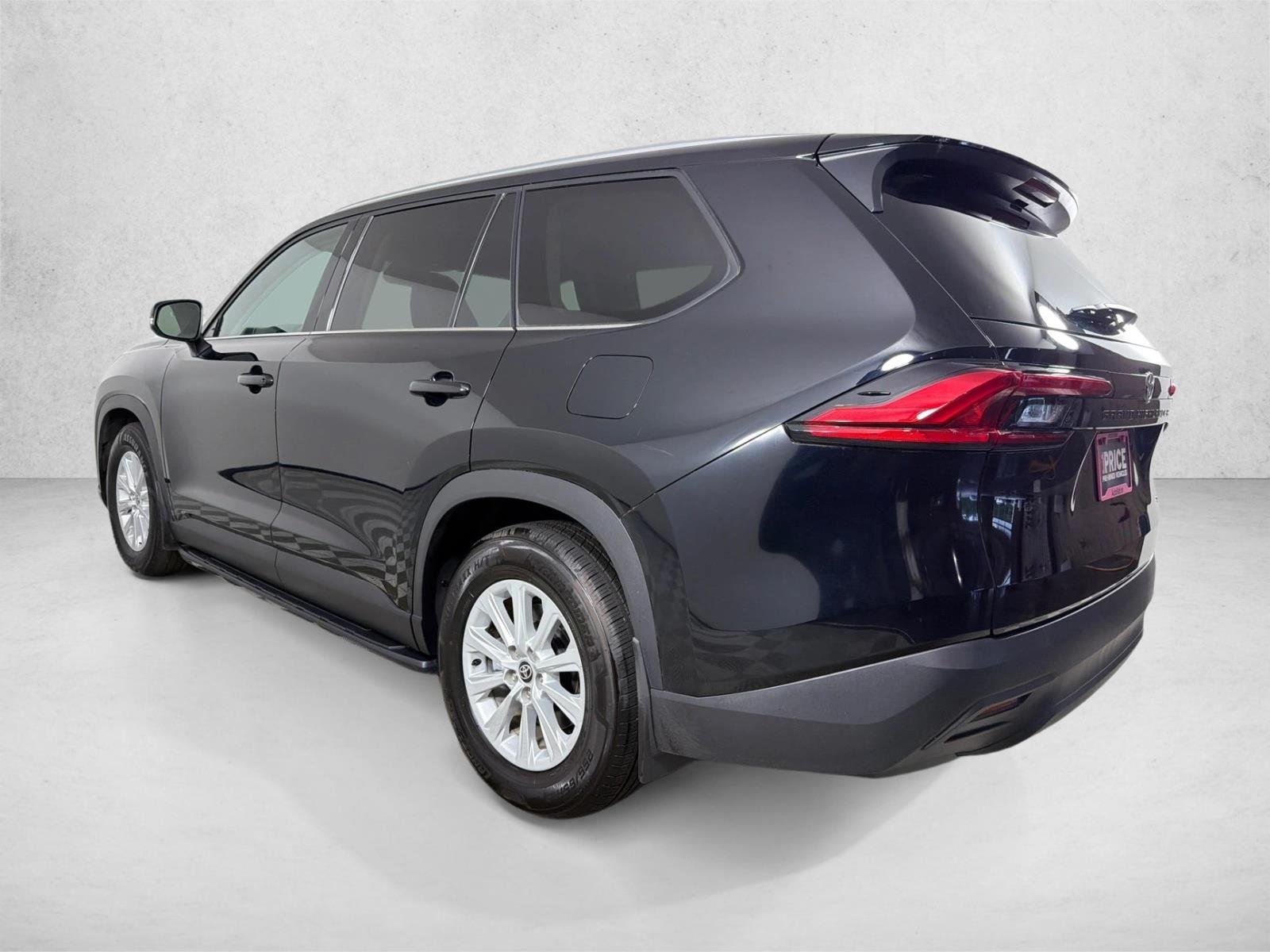 Used 2024 Midnight Black Metallic Toyota XLE image 5