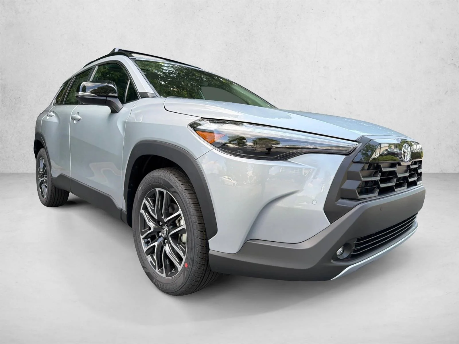 New 2026 Sonic Silver Toyota XLE image 1