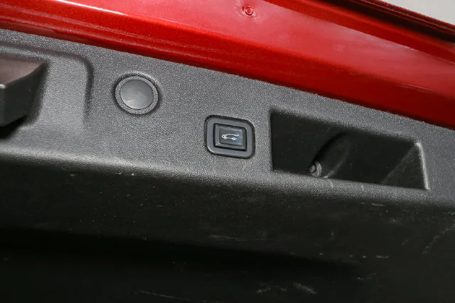 Used 2020 Red Chevrolet Premier image 12