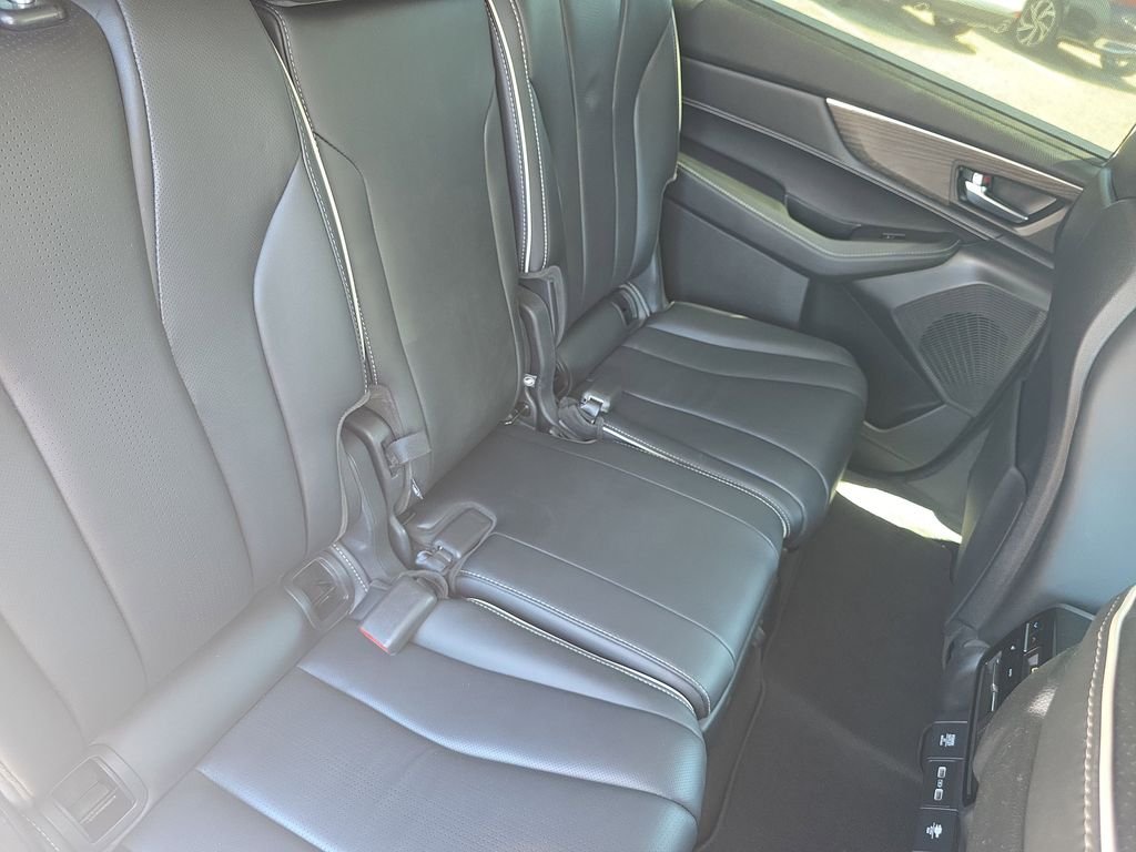 Used 2023  Acura Advance image 33