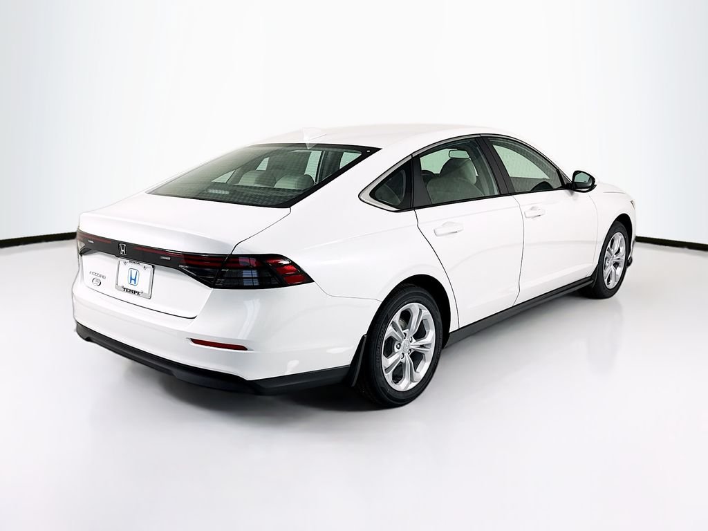 New 2026 Platinum White Pearl Honda LX image 5