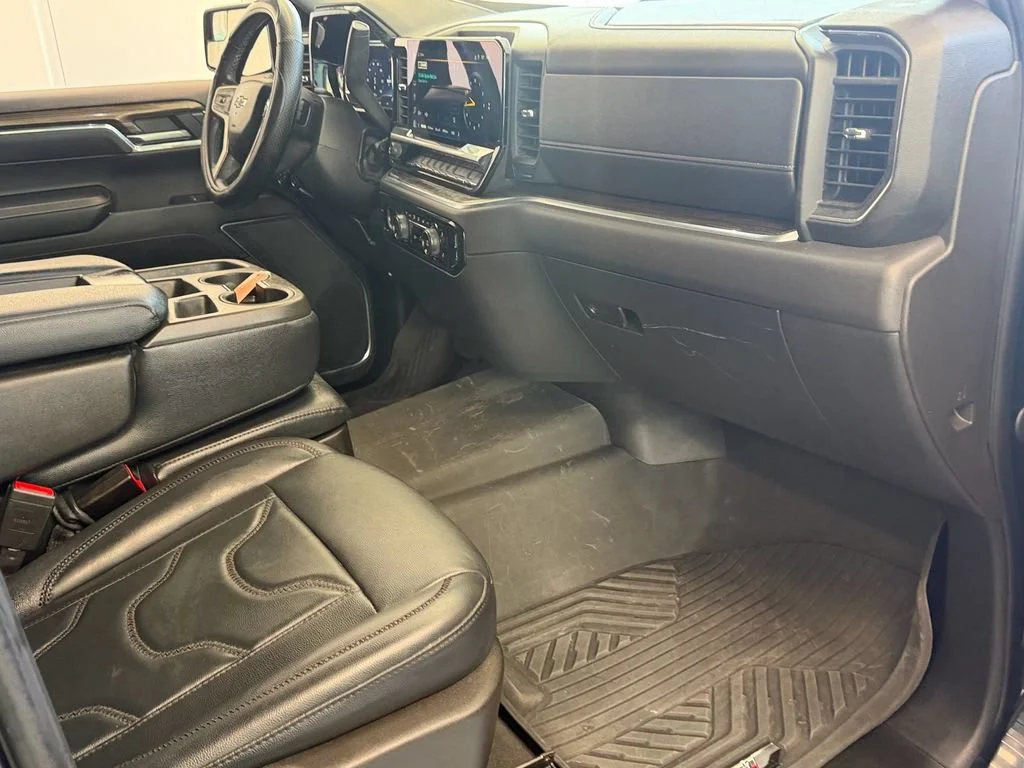 Used 2023 DARK ASH METALLIC Chevrolet LT Trail Boss image 17