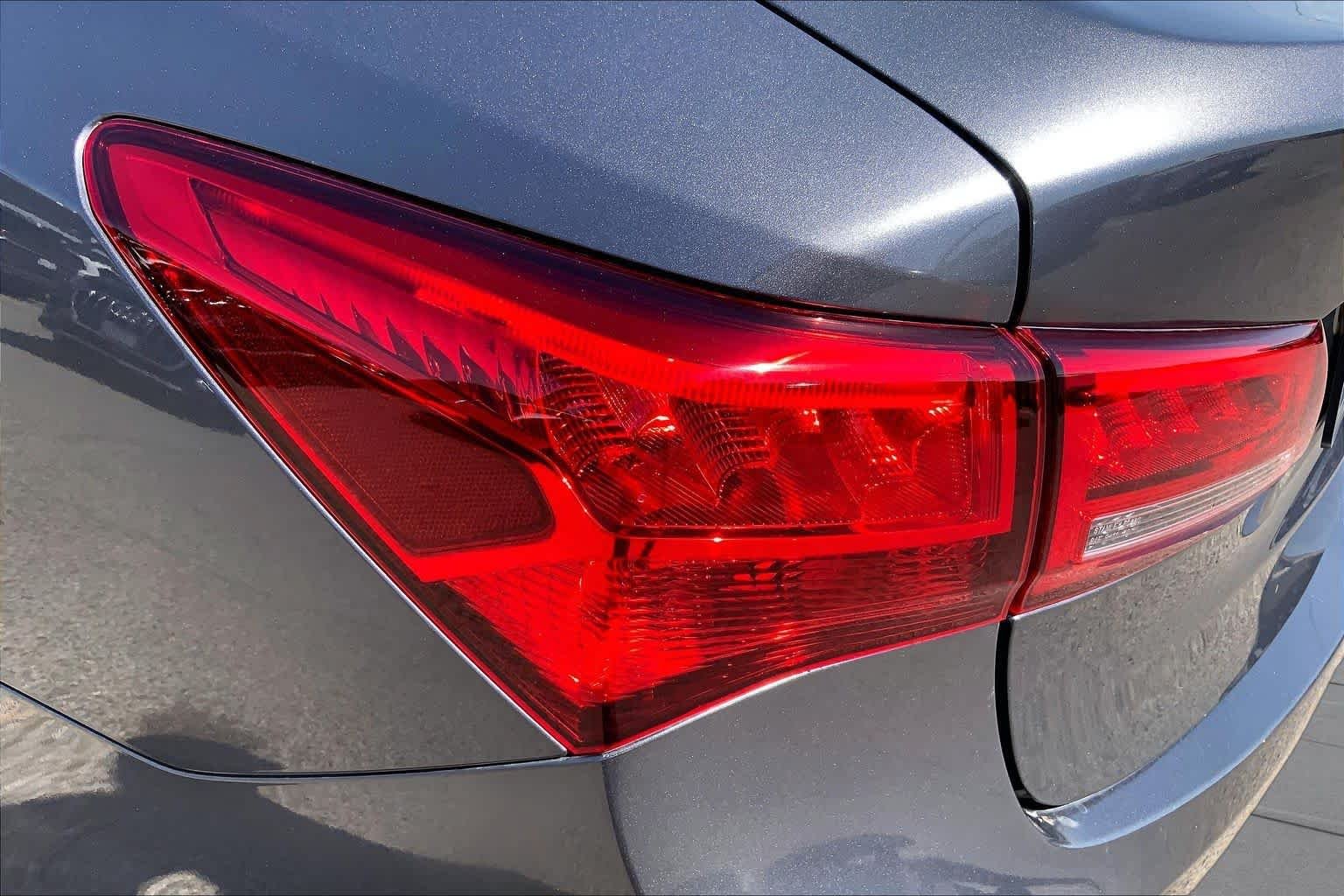 Used 2019 Modern Steel Metallic Acura  image 29