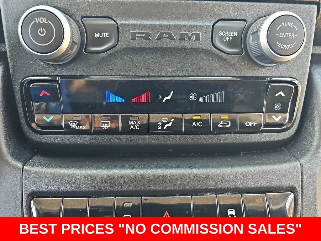 Used 2025 White Ram Base image 20
