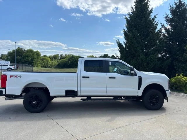 New 2026 Oxford White Ford F-350® XL image 4
