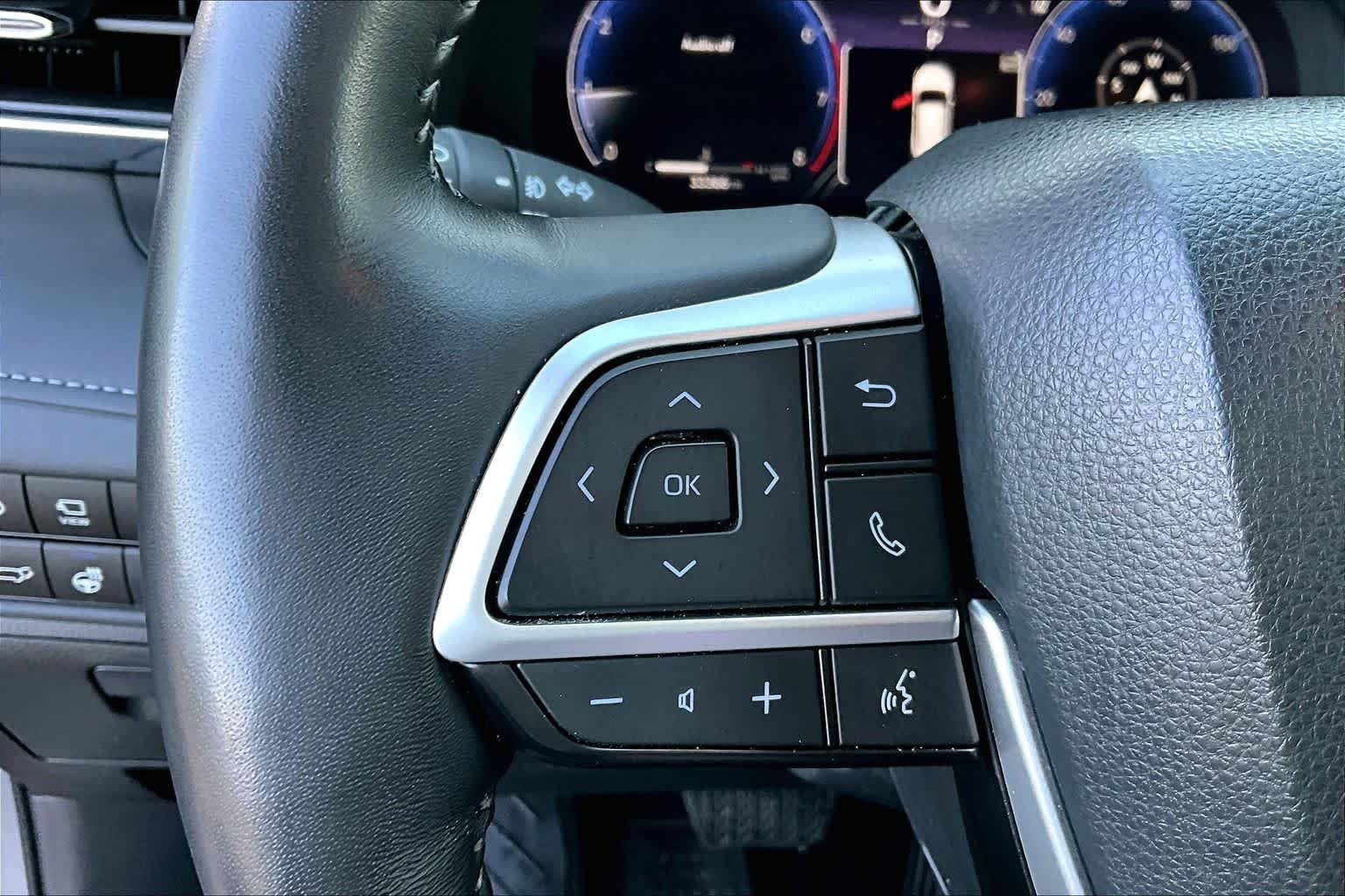 2023 Toyota Highlander Platinum - Photo 23