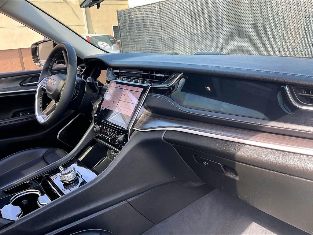 Used 2023 White Jeep 4xe image 14