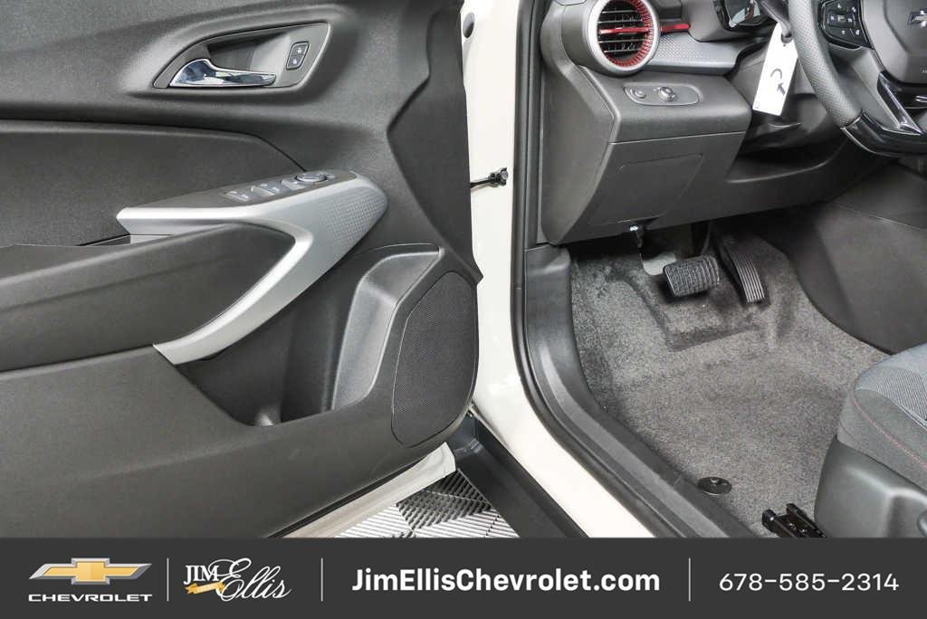 2026 Chevrolet Trax RS - Photo 7