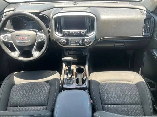 Used 2018 QUICKSILVER METALLIC GMC 2WD SLE image 15