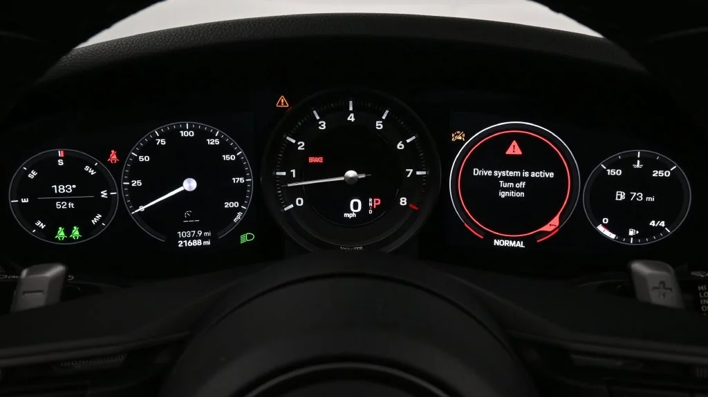 Used 2023  Porsche Carrera image 10