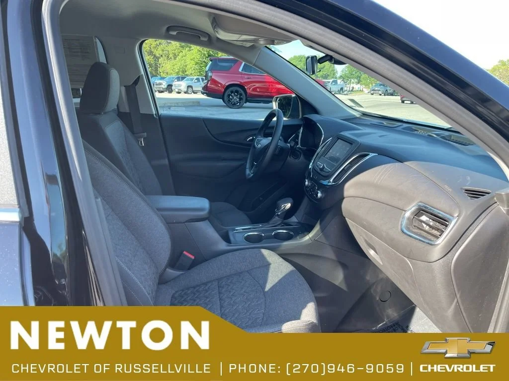 Used 2024 Mosaic Black Metallic Chevrolet LT image 21