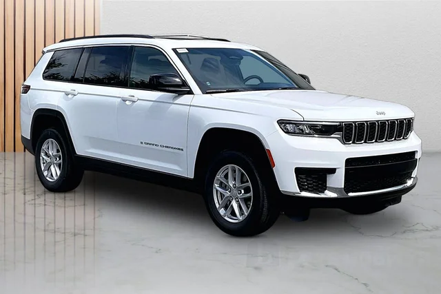 2026 Jeep Grand Cherokee L Laredo