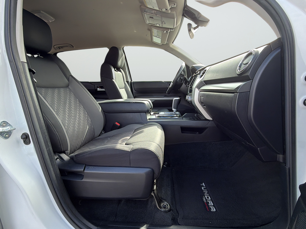 Used 2021 White Toyota SR5 image 16