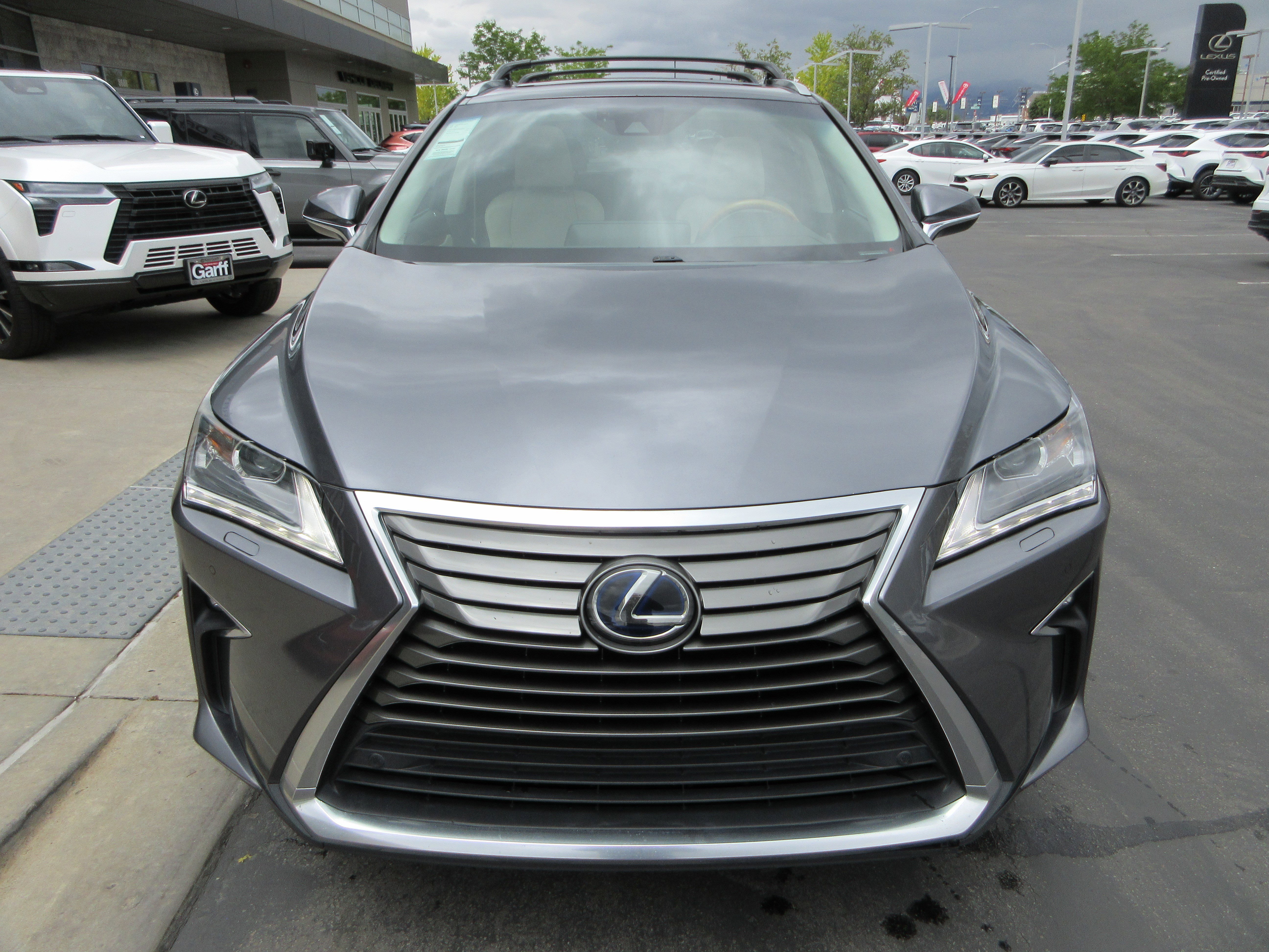 Used 2016 Nebula Gray Pearl Lexus 450h image 14