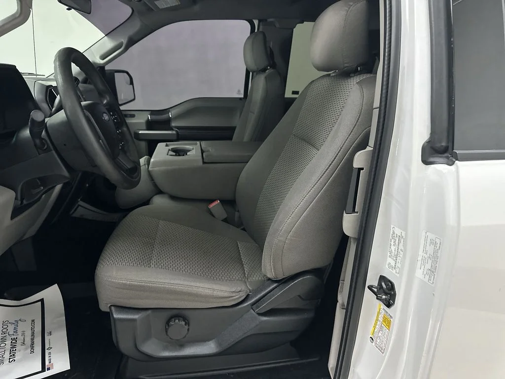 Used 2015 White Ford Lariat image 15