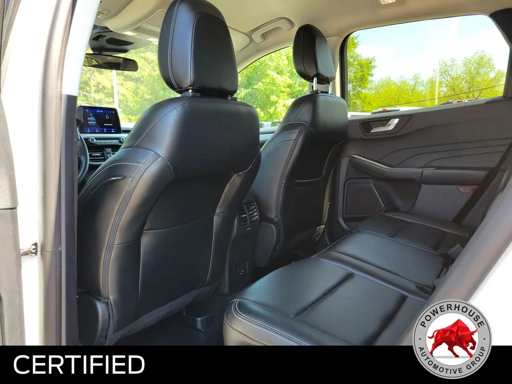 Used 2022 White Ford SEL image 16
