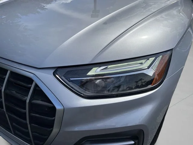 Used 2022  Audi 40 Premium Plus image 13