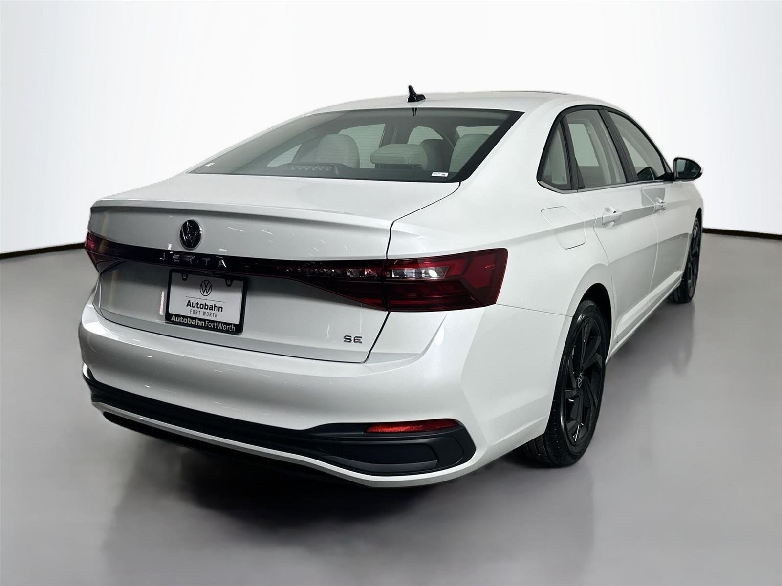 New 2026 Opal White Pearl Volkswagen SE image 5