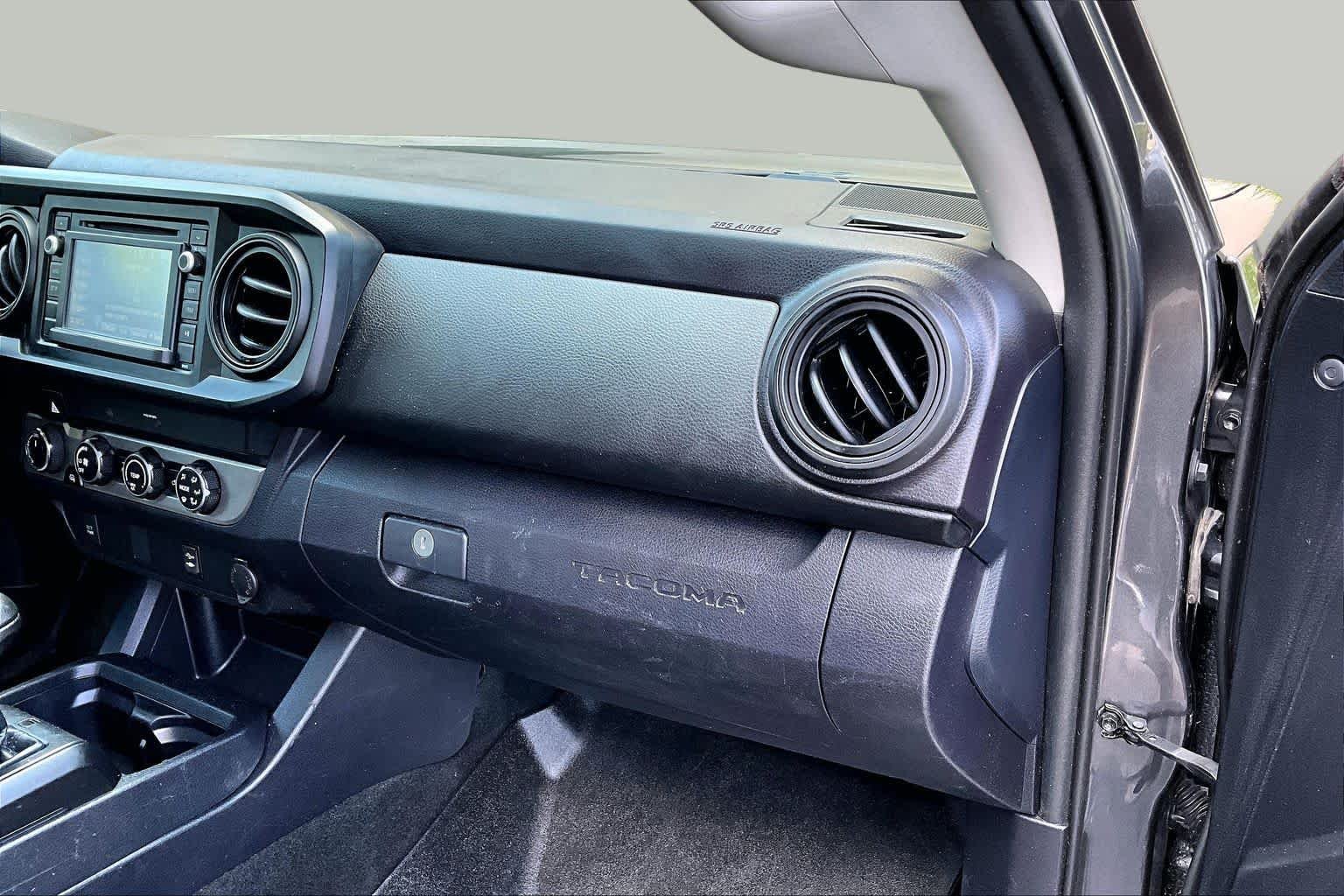Used 2019 Magnetic Gray Metallic Toyota SR image 19