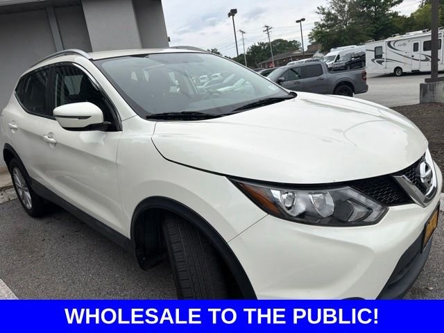 Used 2017 Pearl White Nissan SV image 2