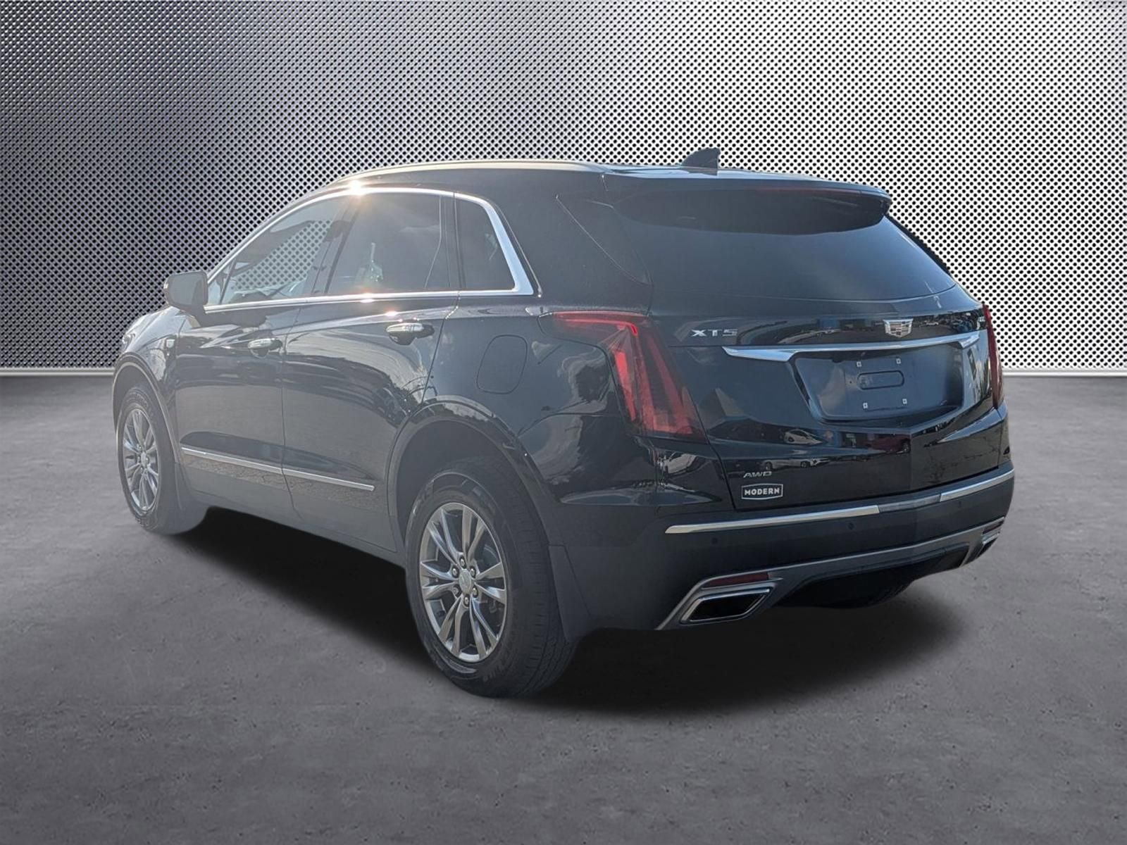 Used 2021 Dark Moon Blue Metallic Cadillac AWD Premium Luxury image 3