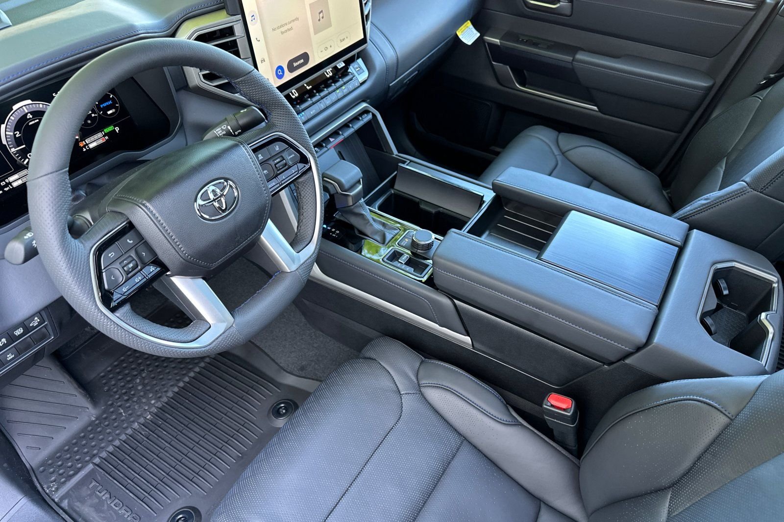 New 2026 Wind Chill Pearl Toyota Platinum i-FORCE MAX image 10