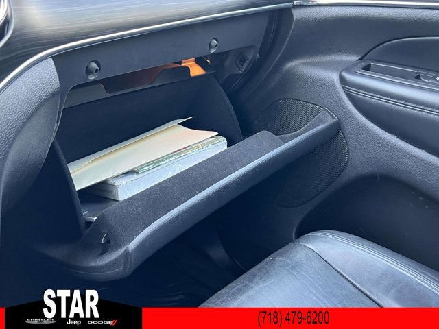 Used 2021 Granite Crystal Metallic Clearcoat Jeep Limited image 36