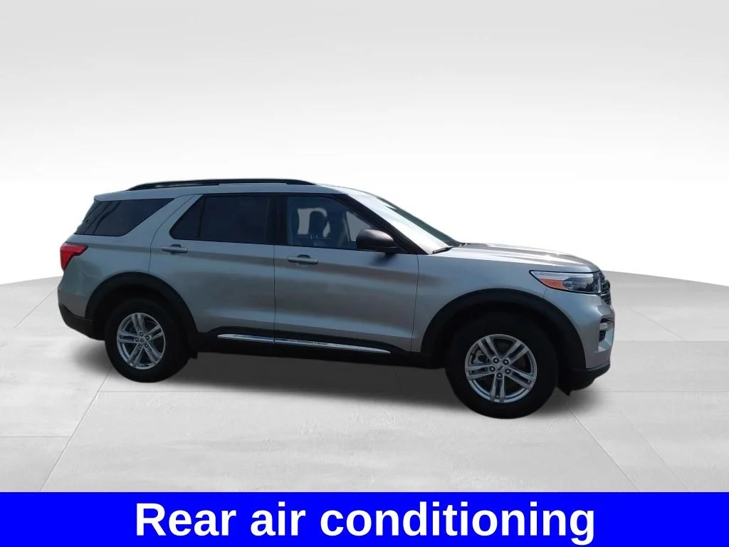 Used 2022 Silver Ford XLT image 9