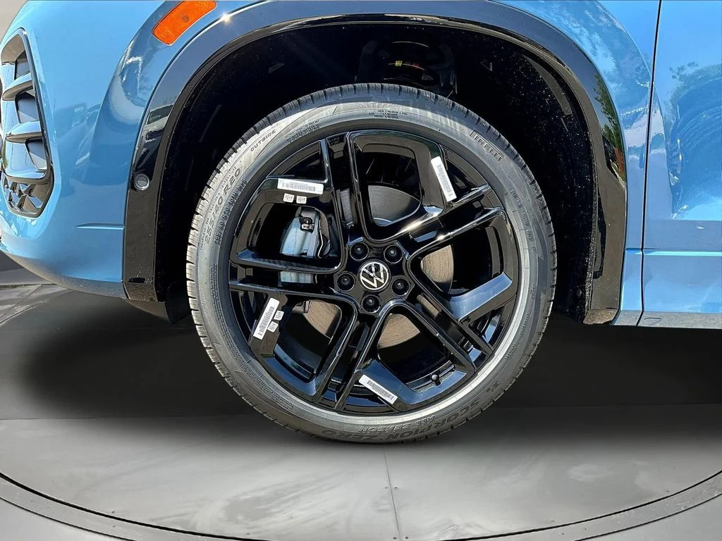 New 2026 Monterey Blue W/Deep Black Roof Volkswagen 2.0T SE R-Line Black image 13